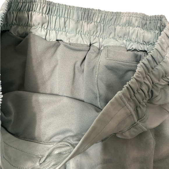 Lululemon Athletica Blue and Gray Athletic Shorts‎ - Picture 7 of 10